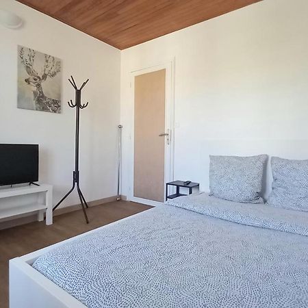 Super Appartement Au Centre Ville De Rosny Sous Bois Rosny-sous-Bois Exterior foto