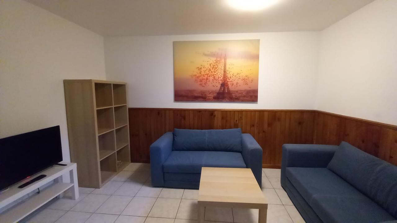 Super Appartement Au Centre Ville De Rosny Sous Bois Rosny-sous-Bois Exterior foto