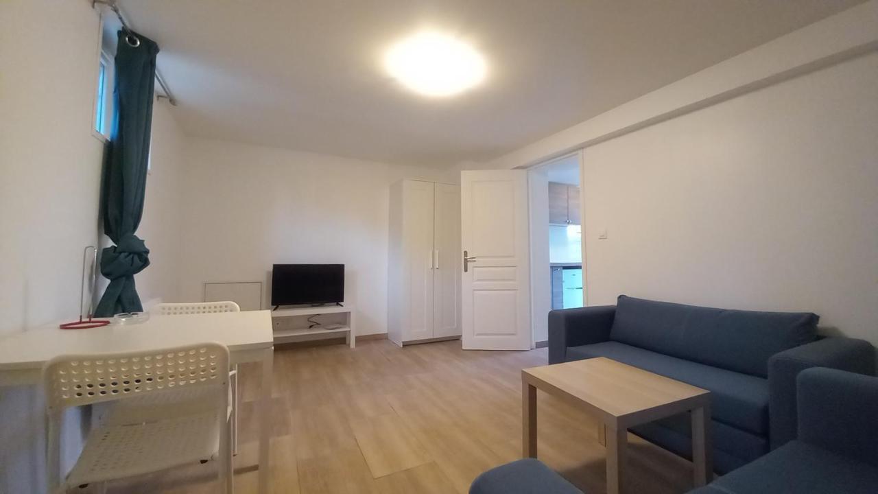 Super Appartement Au Centre Ville De Rosny Sous Bois Rosny-sous-Bois Exterior foto